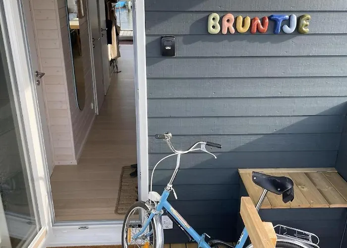 Hausboot Bruntje Mit Dachterrasse In Semesterbostad *